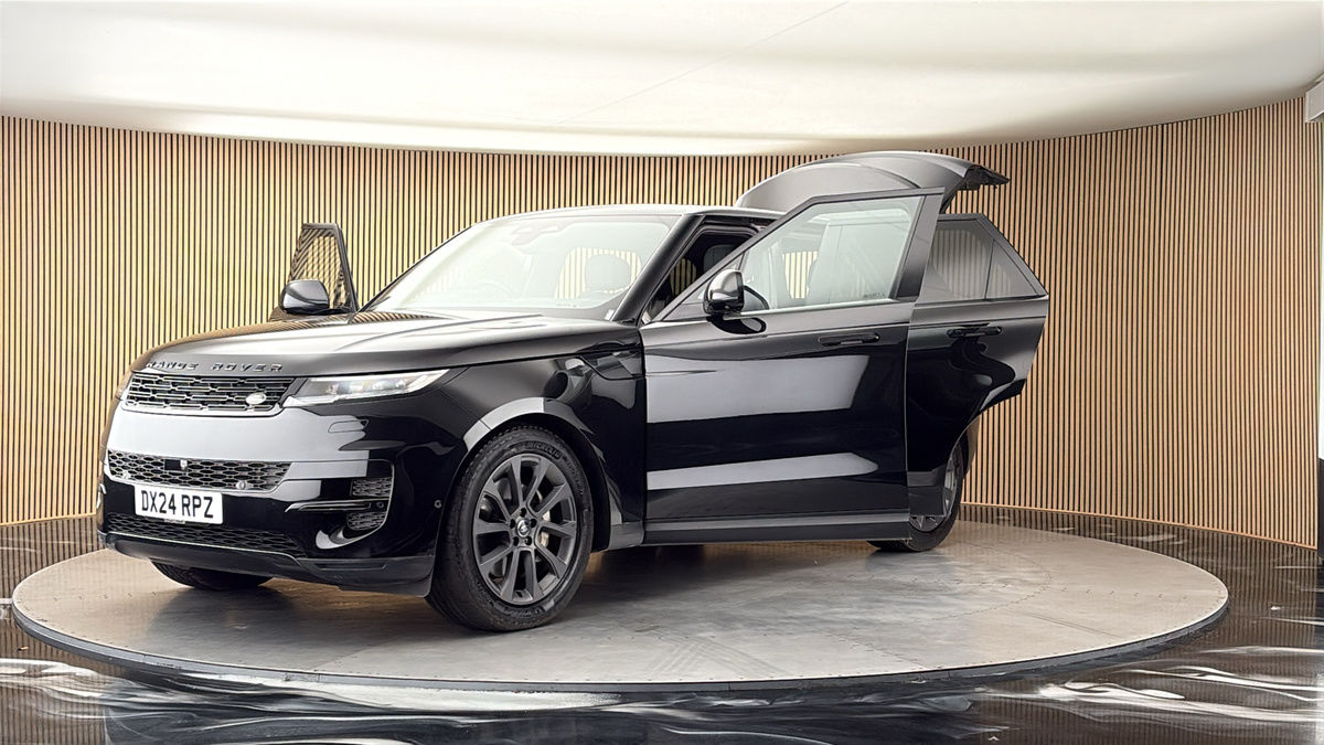 More views of Land Rover Range Rover Sport