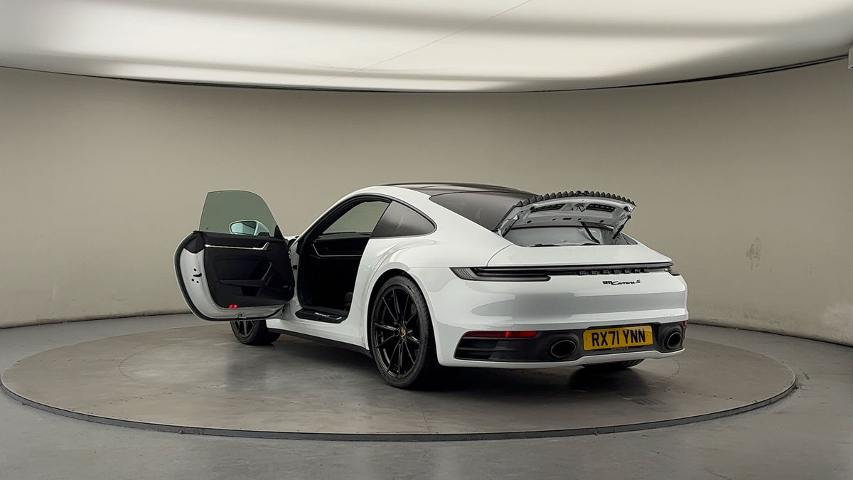 Porsche 911 Image 23