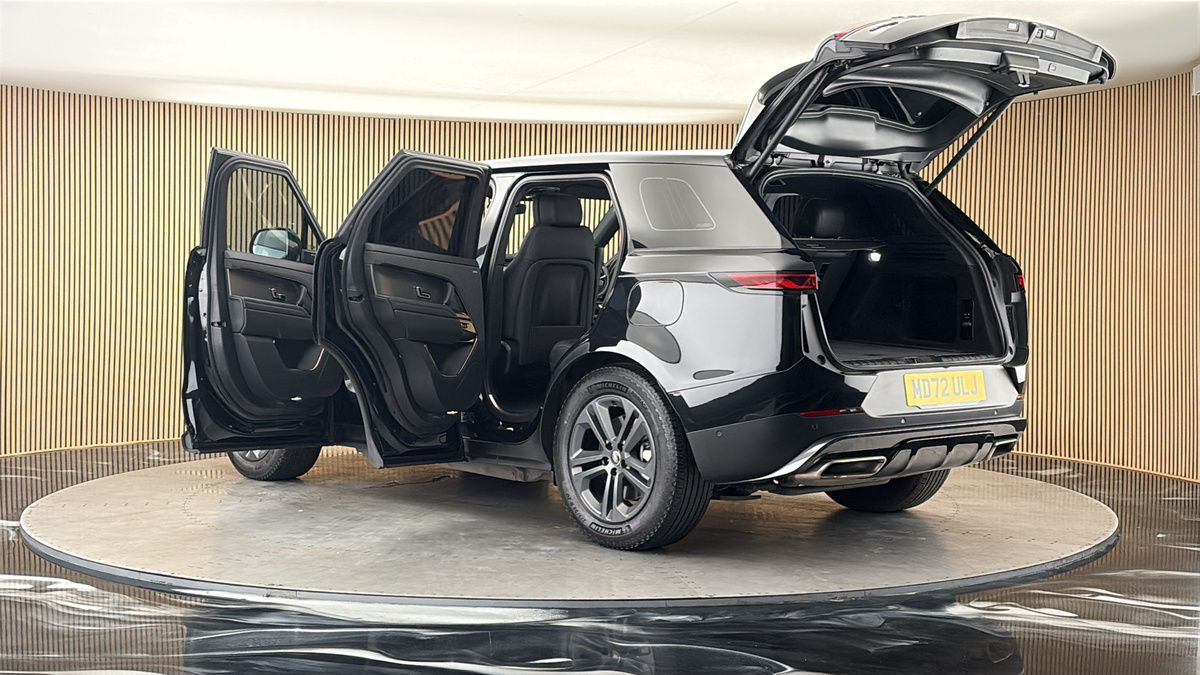 More views of Land Rover Range Rover Sport