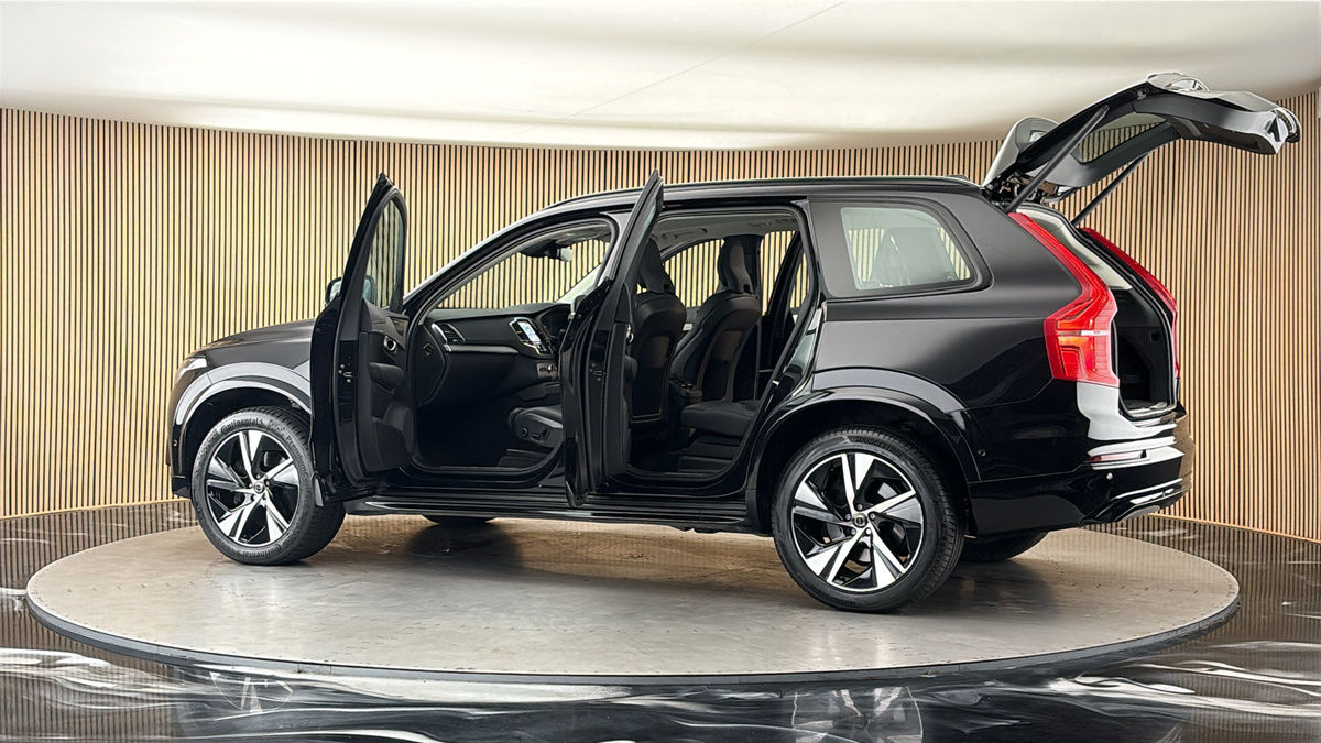 More views of Volvo XC90
