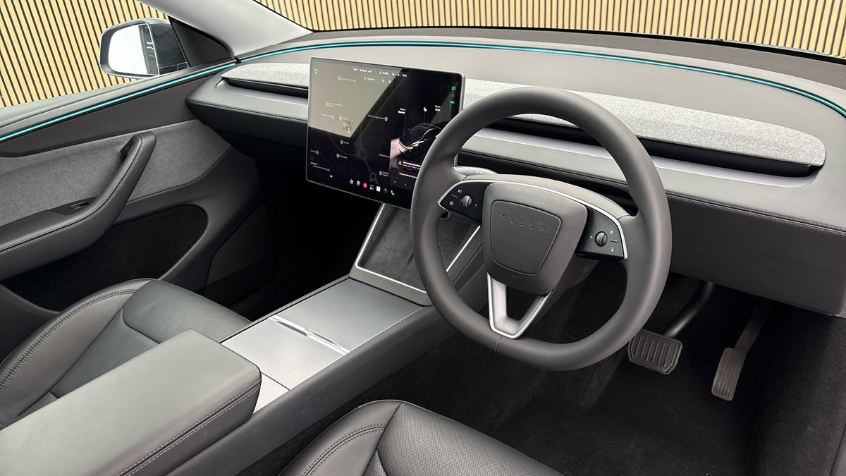 Tesla Model Y Image 5