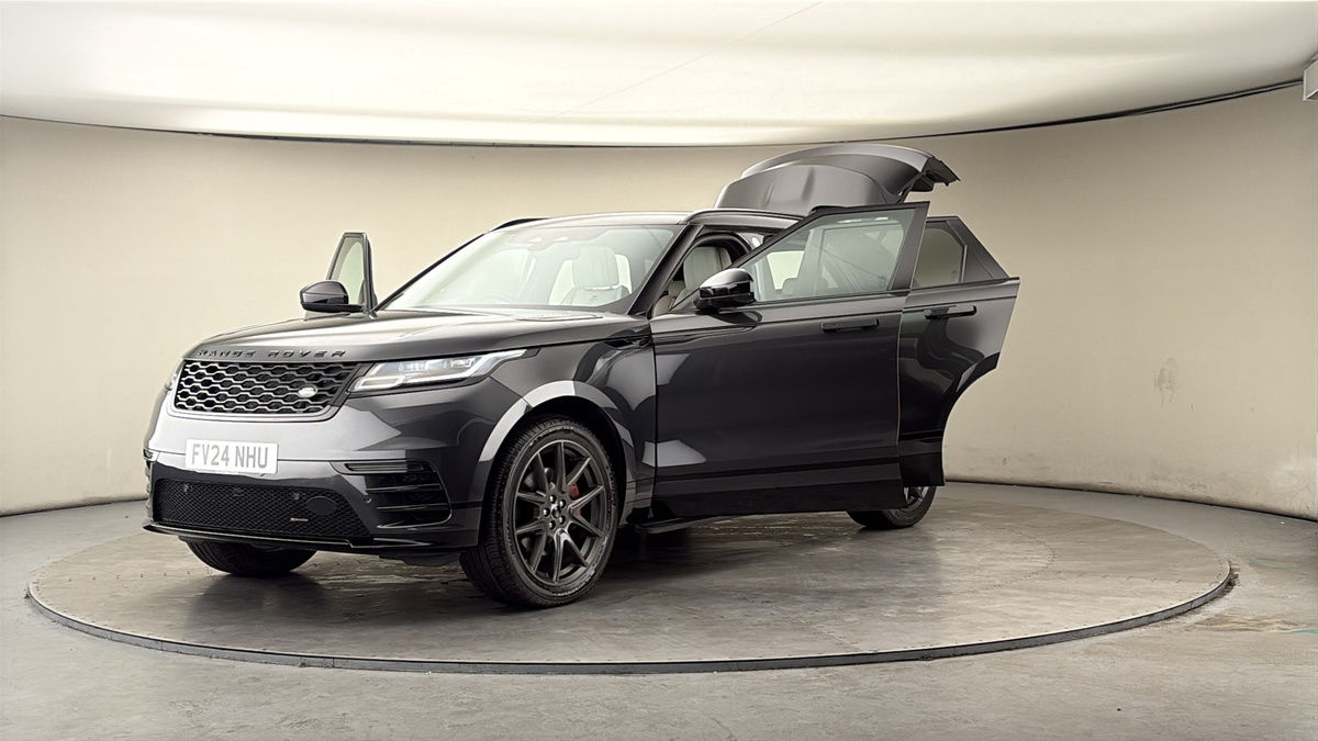 More views of Land Rover Range Rover Velar