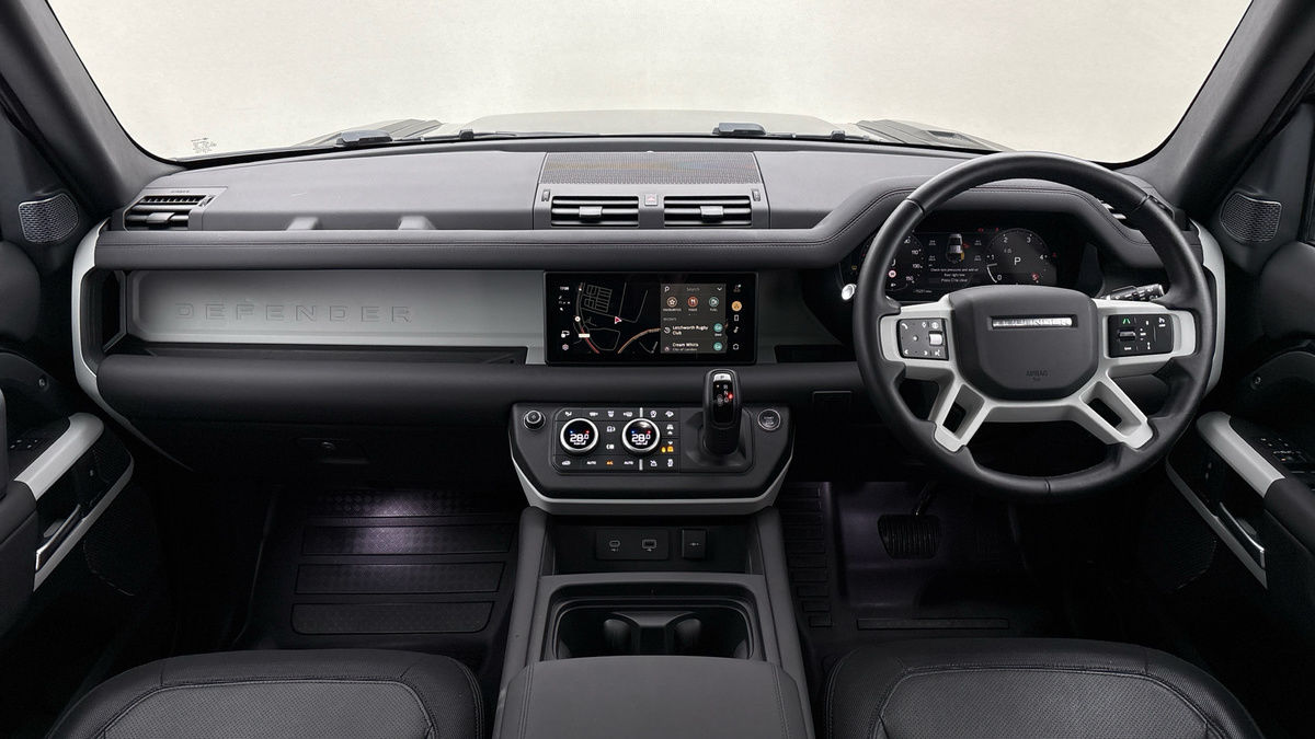 Land Rover Defender 110 Urban Image 12