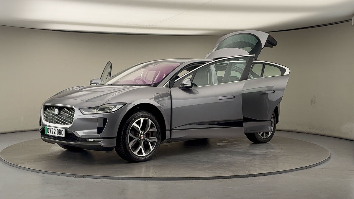 Jaguar I-PACE Image 22