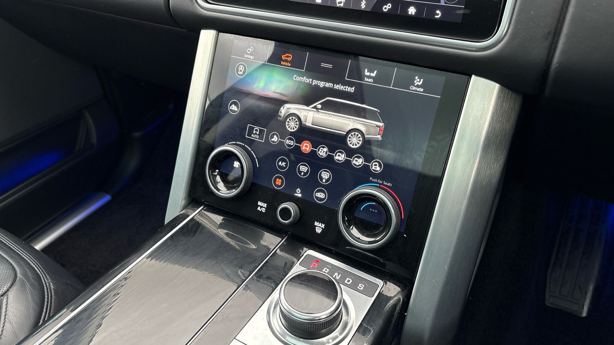 Land Rover Range Rover Image 25