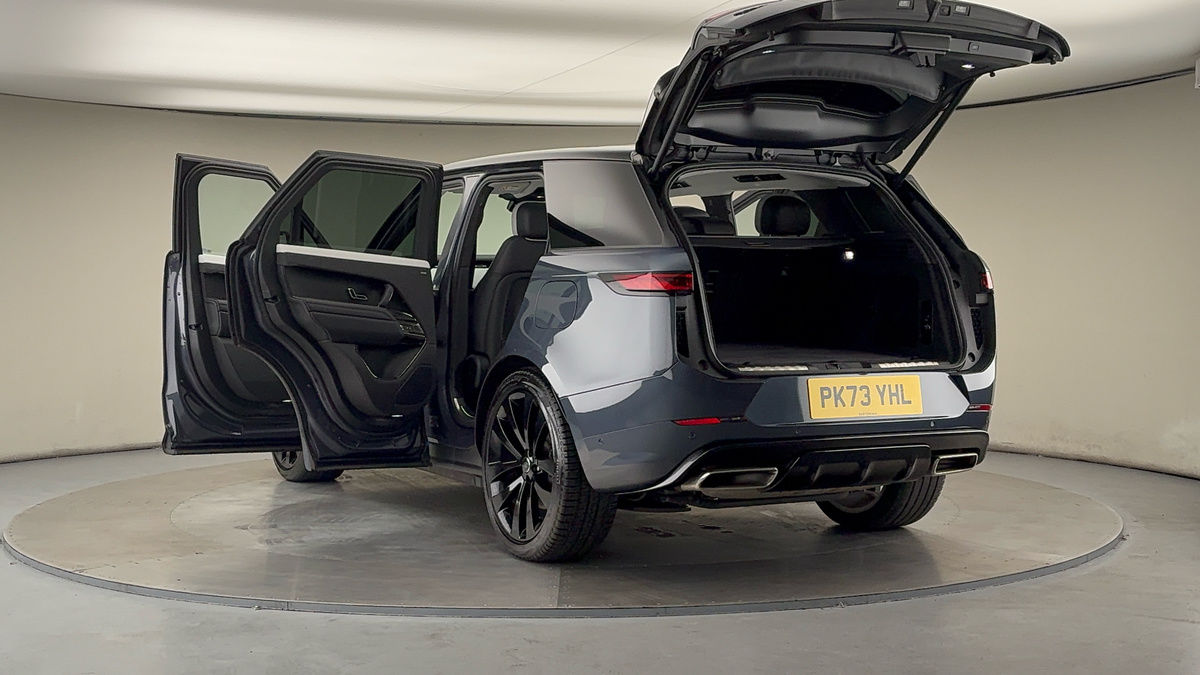 Land Rover Range Rover Sport Image 23