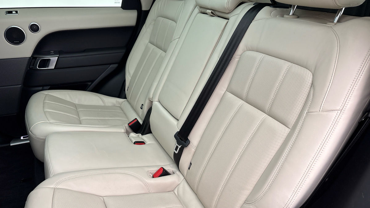 Land Rover Range Rover Sport Image 8