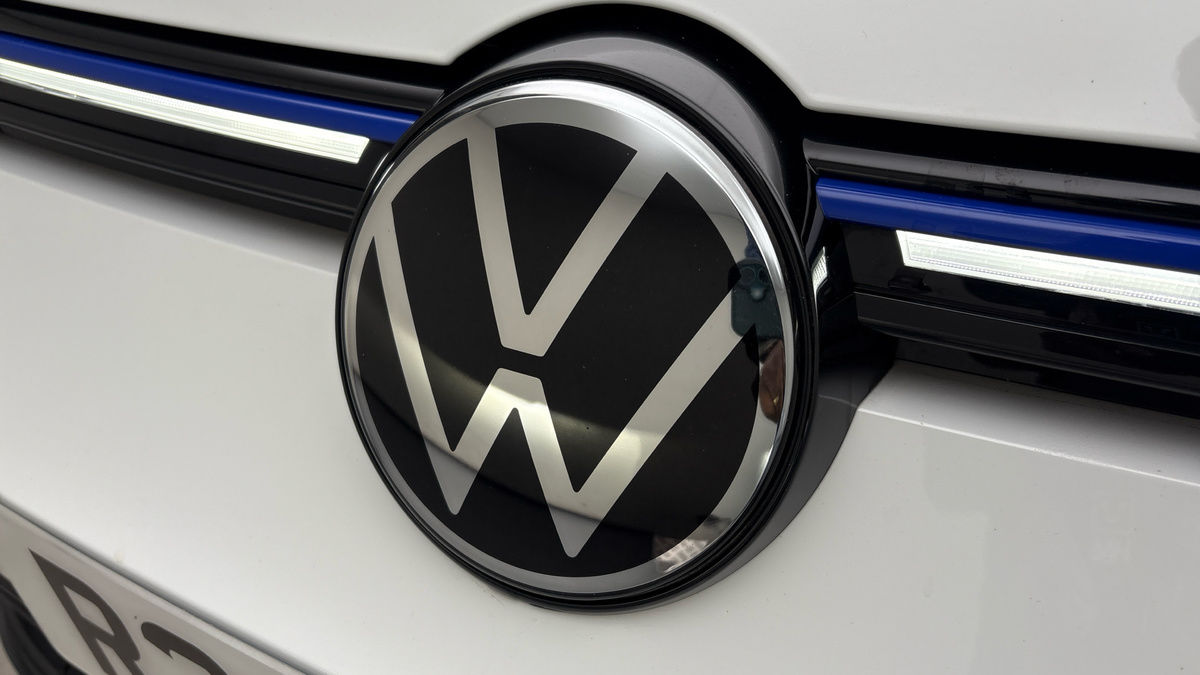 Volkswagen Golf Image 24