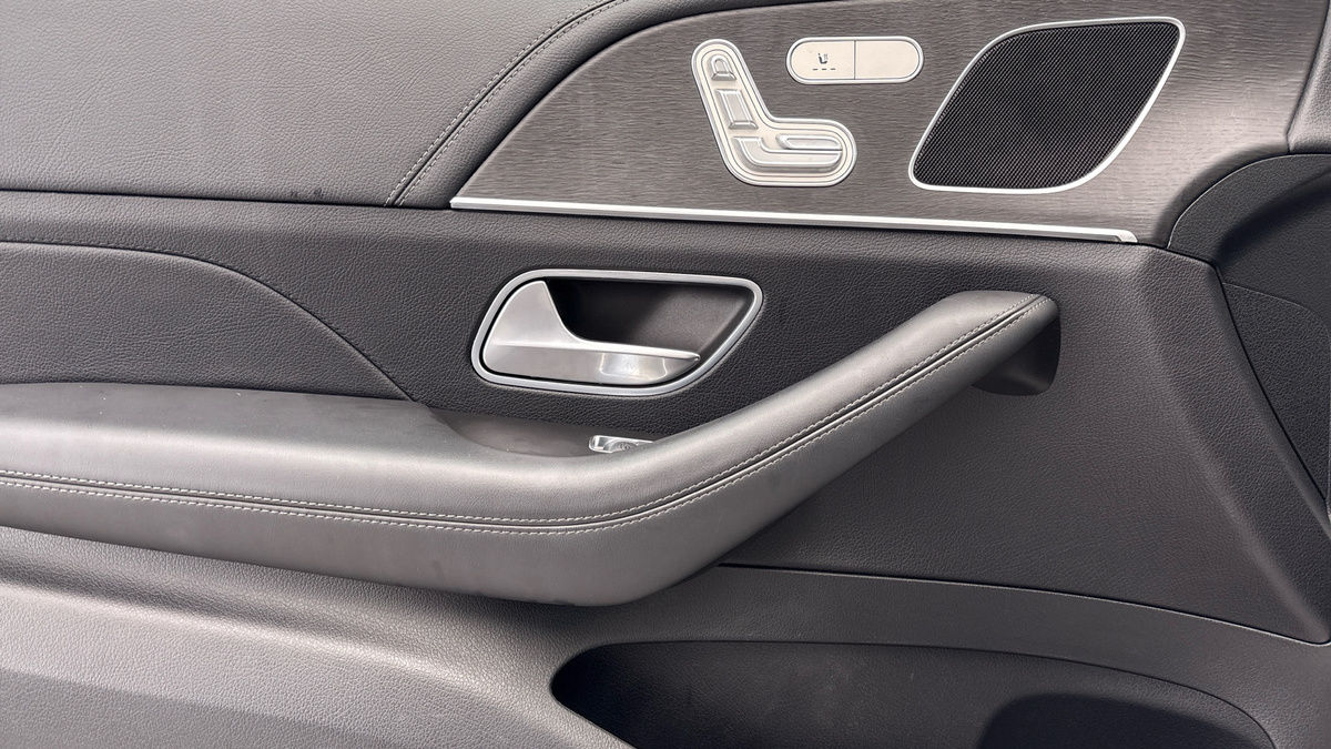 Mercedes-Benz GLE Image 19