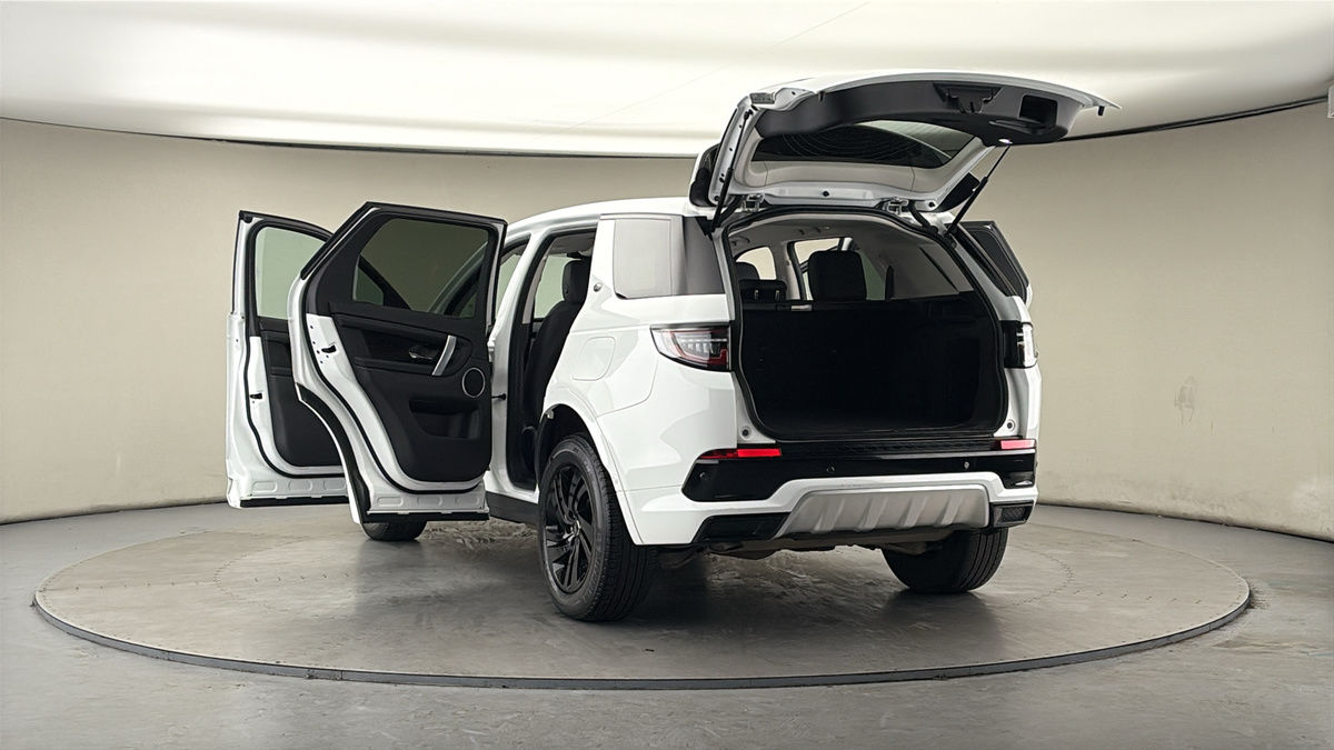 More views of Land Rover Discovery Sport