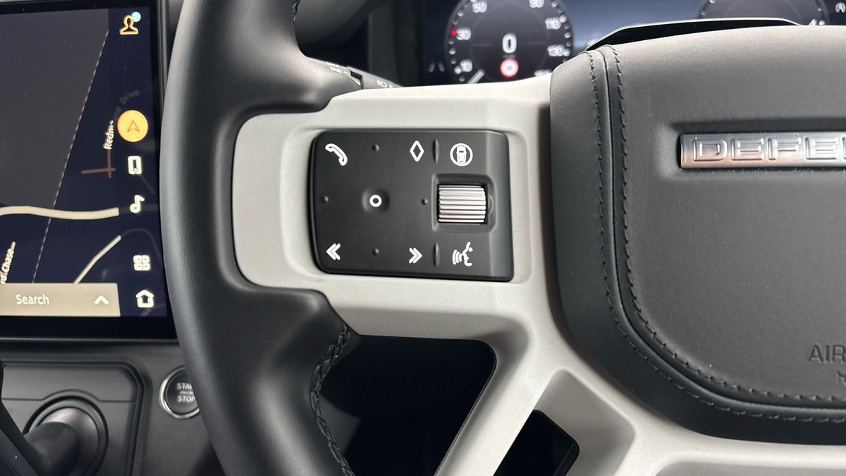 More views of Land Rover Defender 90