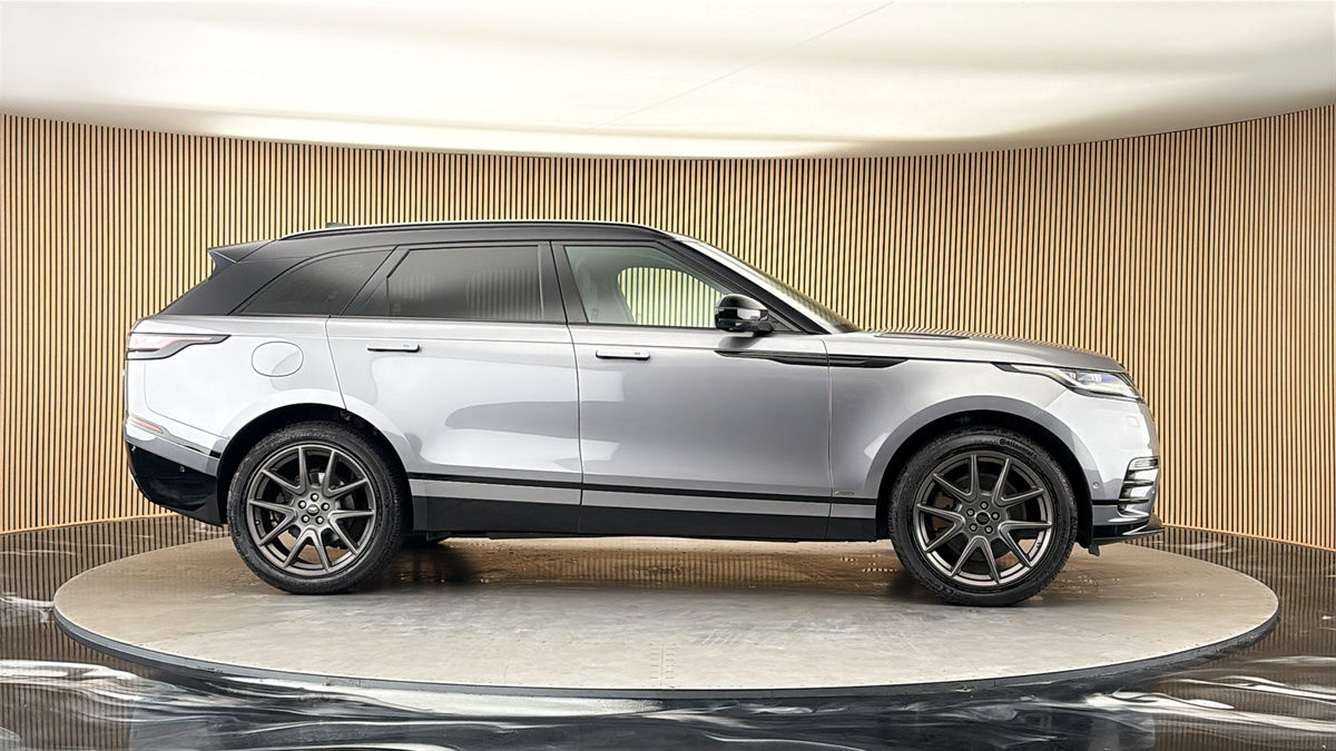More views of Land Rover Range Rover Velar