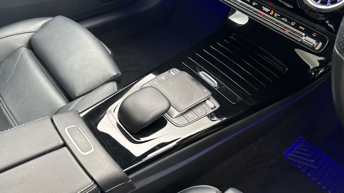 Mercedes-Benz CLA Image 18