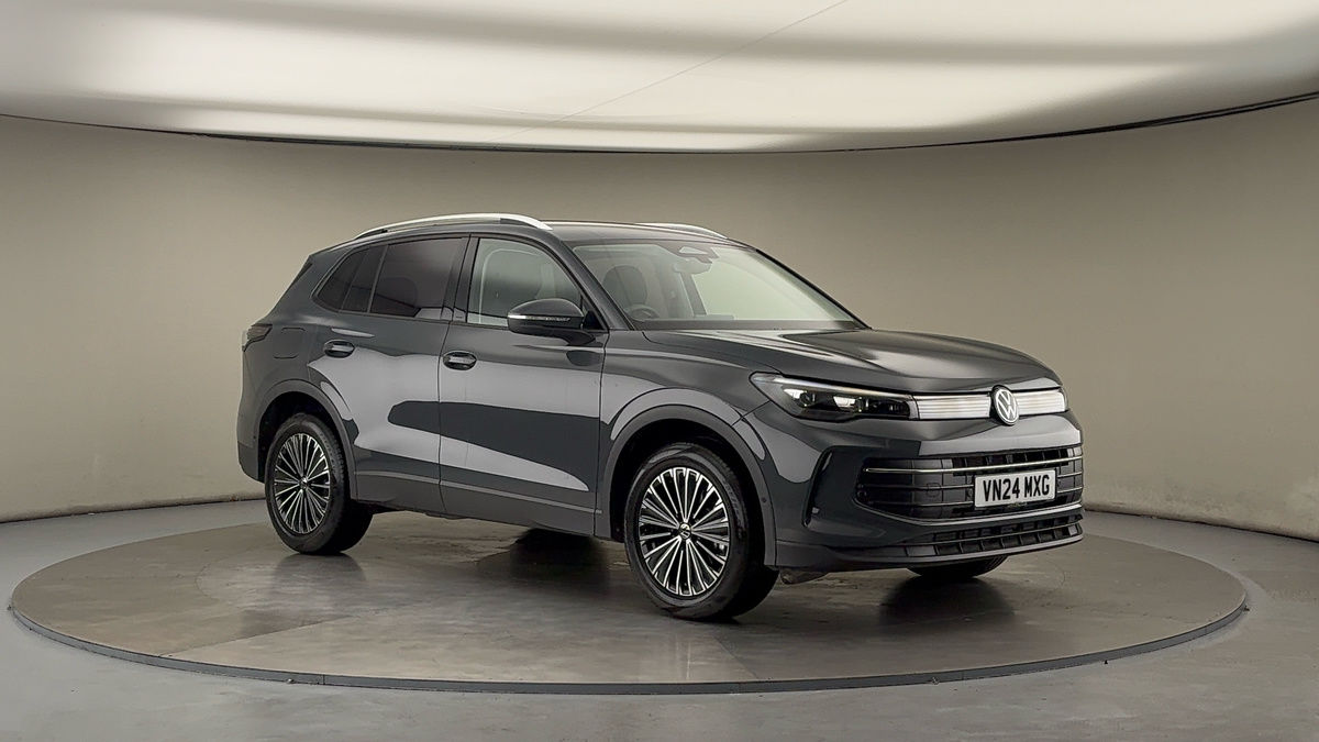 More views of Volkswagen Tiguan