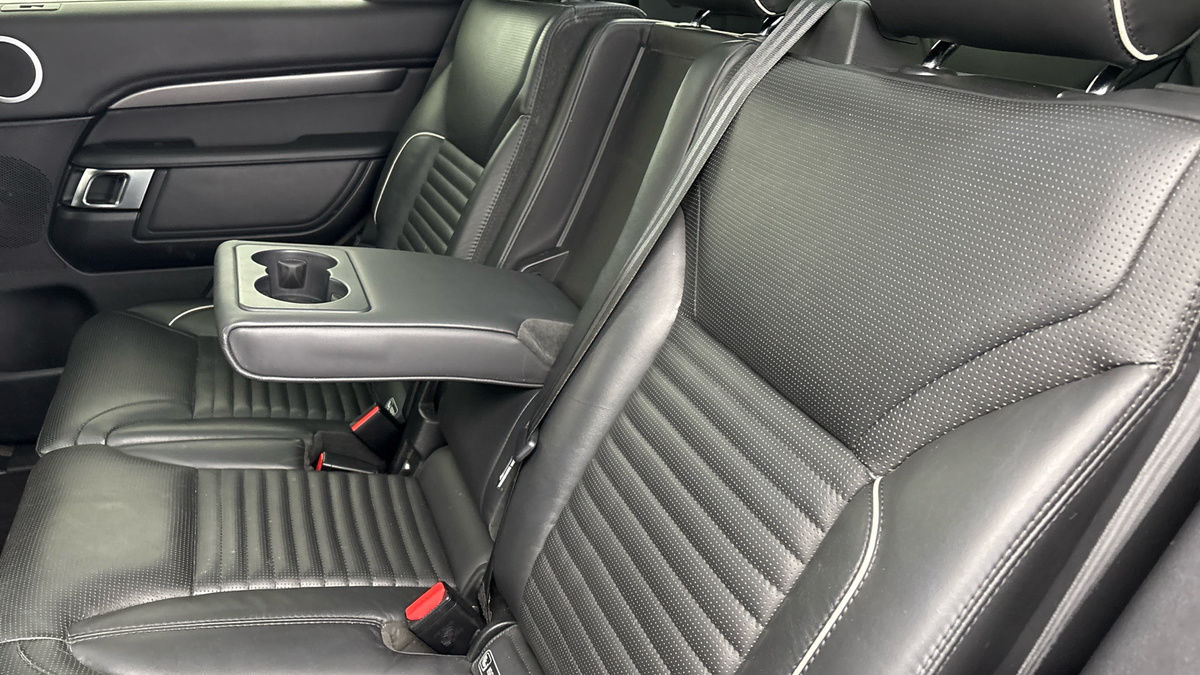 Land Rover Discovery Image 9