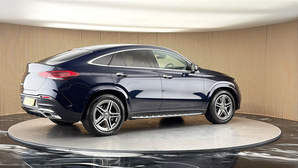 More views of Mercedes-Benz GLE