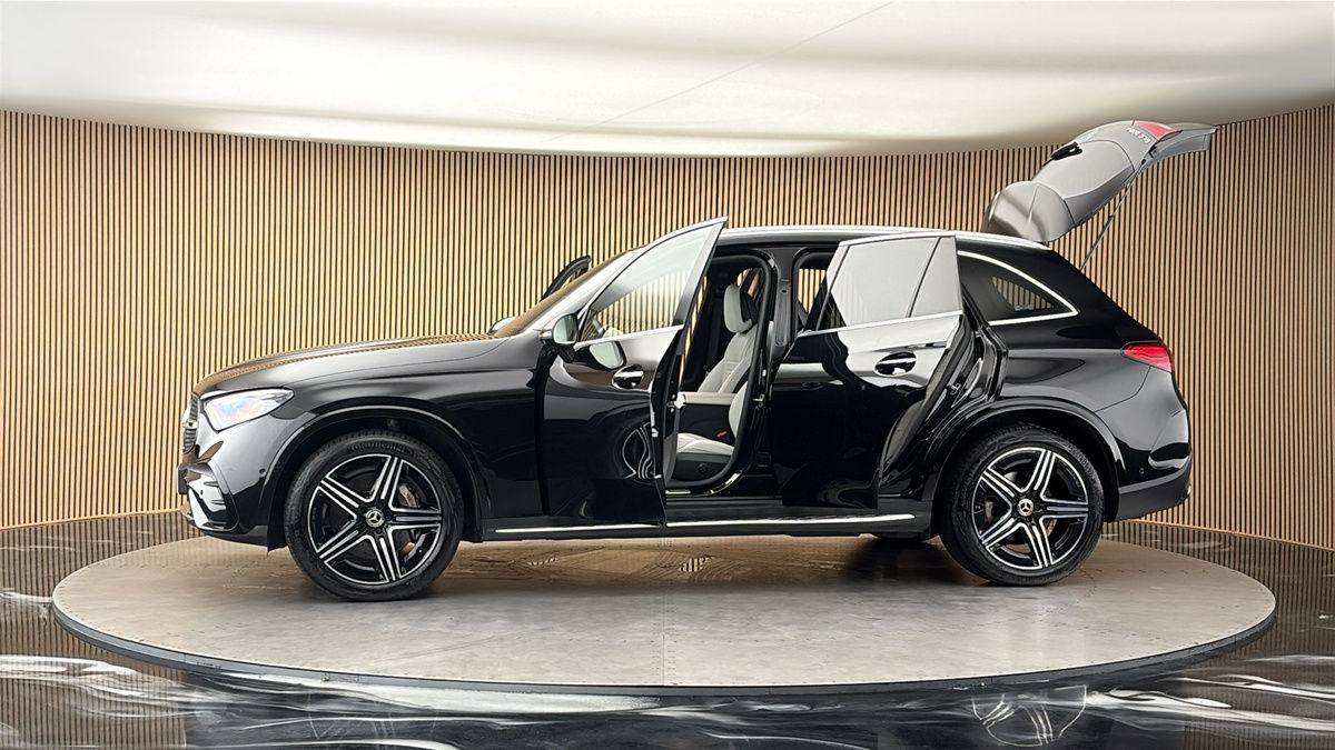 More views of Mercedes-Benz GLC