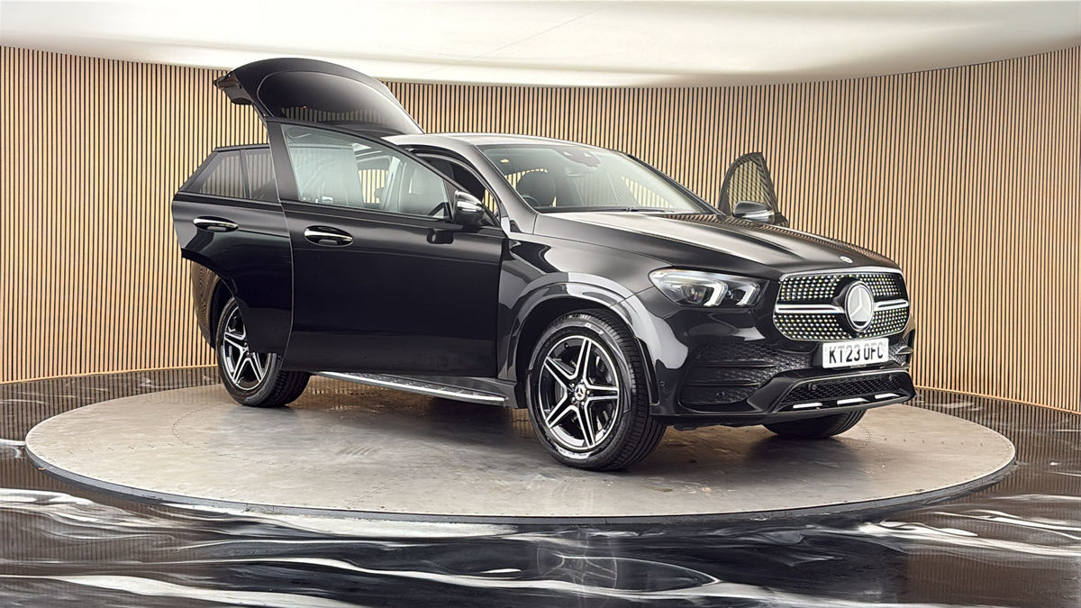 More views of Mercedes-Benz GLE