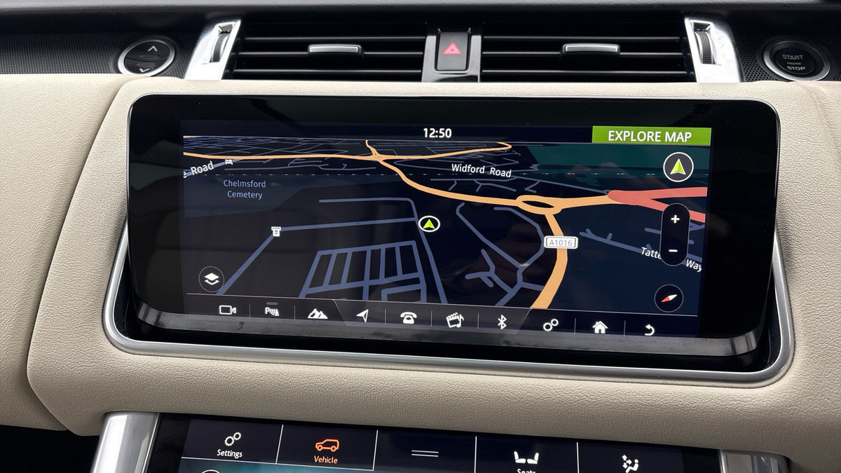 Land Rover Range Rover Sport Image 17