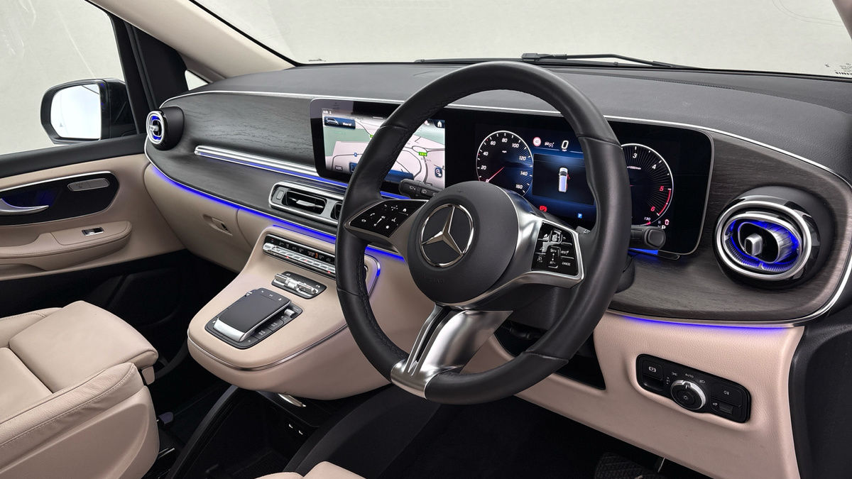 Mercedes-Benz V Class Image 5