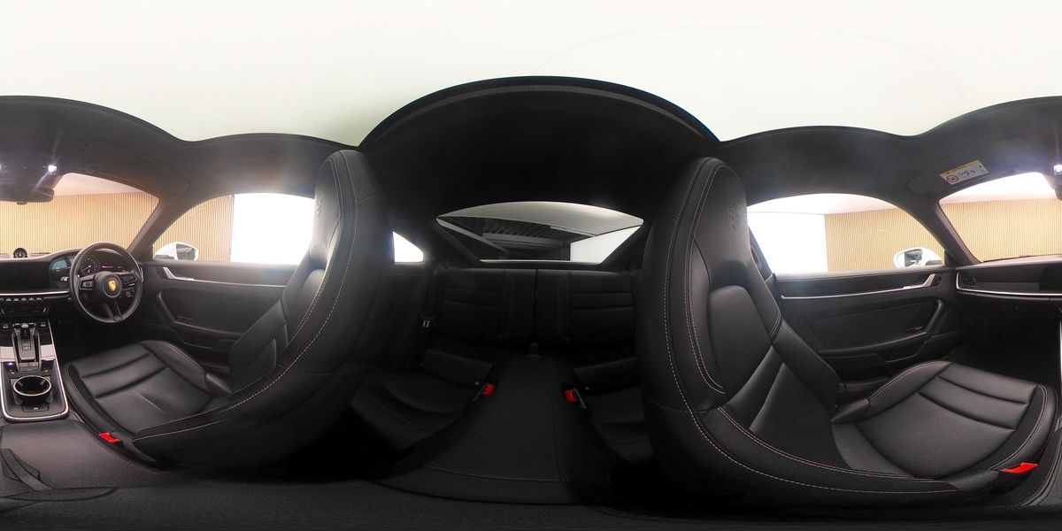 More views of Porsche 911