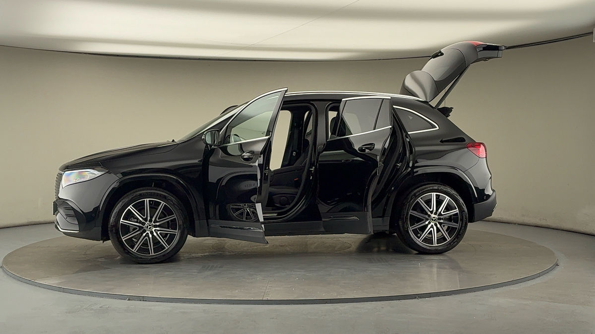 More views of Mercedes-Benz EQA