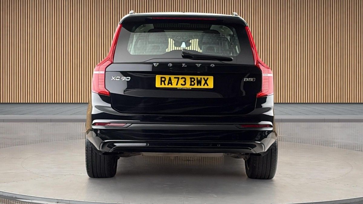 Volvo XC90 Image 4