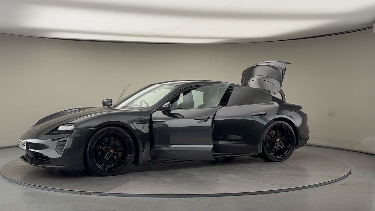 More views of Porsche Taycan