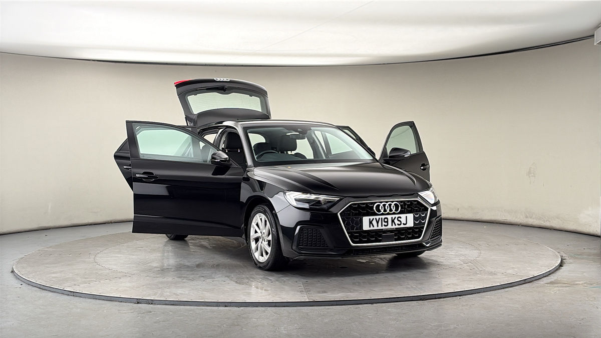 More views of Audi A1