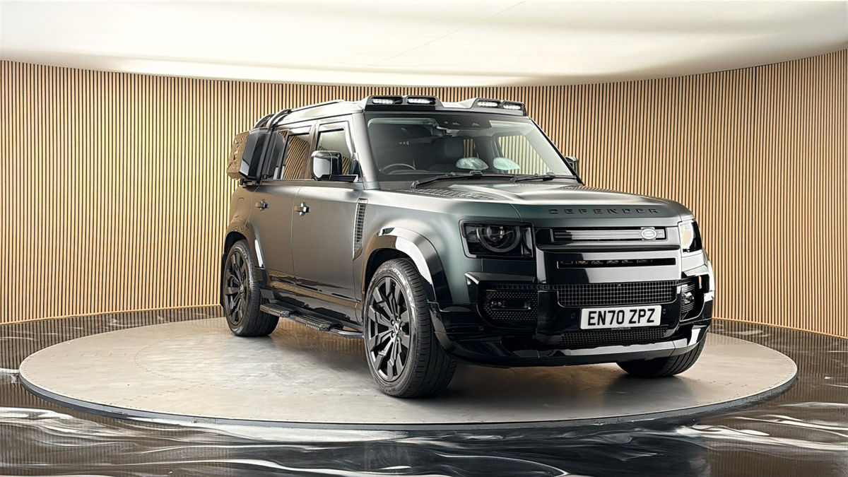 More views of Land Rover Defender 110