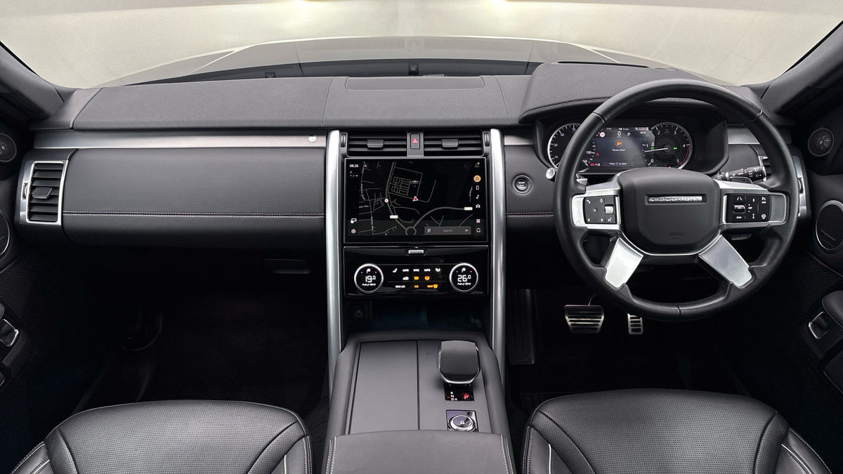 Land Rover Discovery Image 12