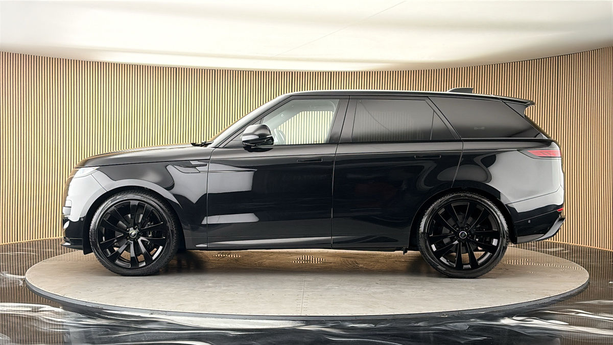 Land Rover Range Rover Sport Image 15