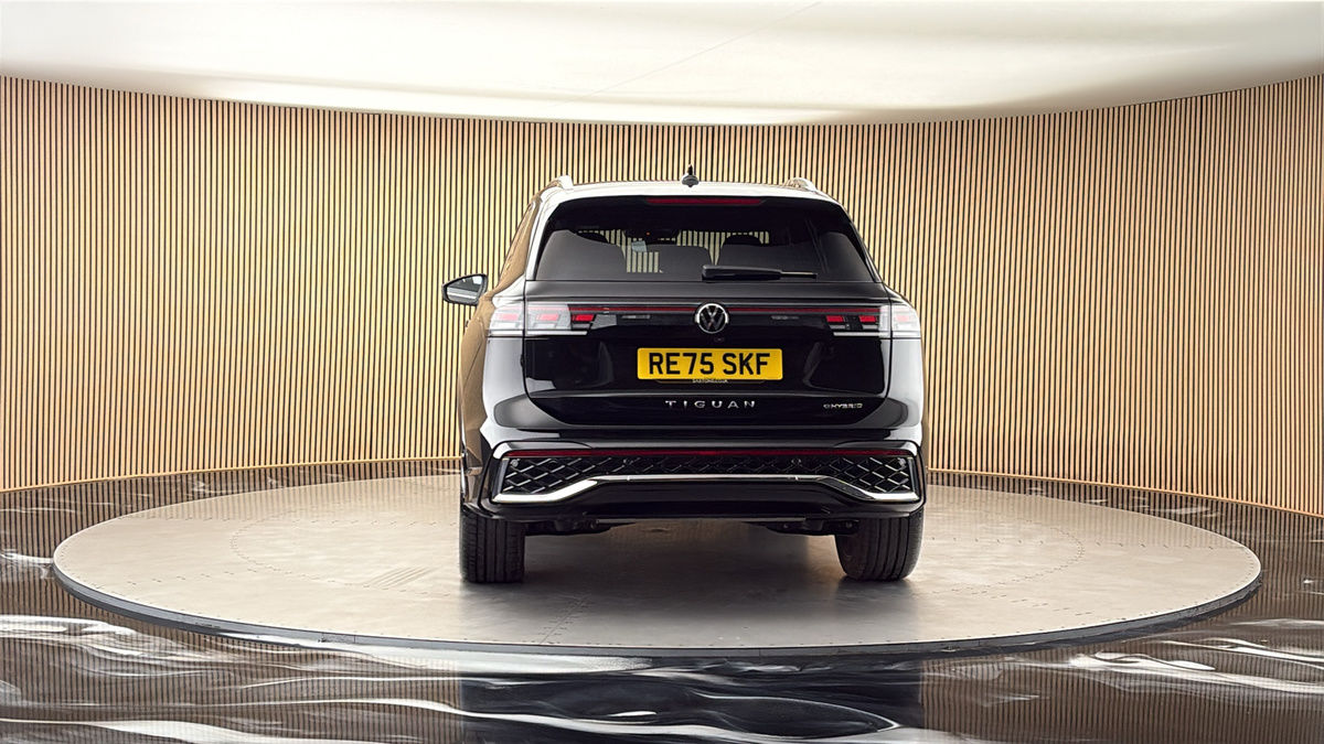 More views of Volkswagen Tiguan