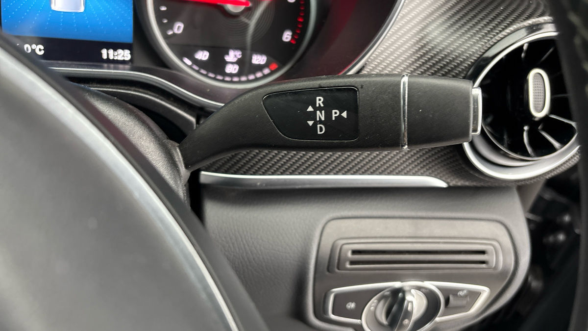 Mercedes-Benz V Class Image 6