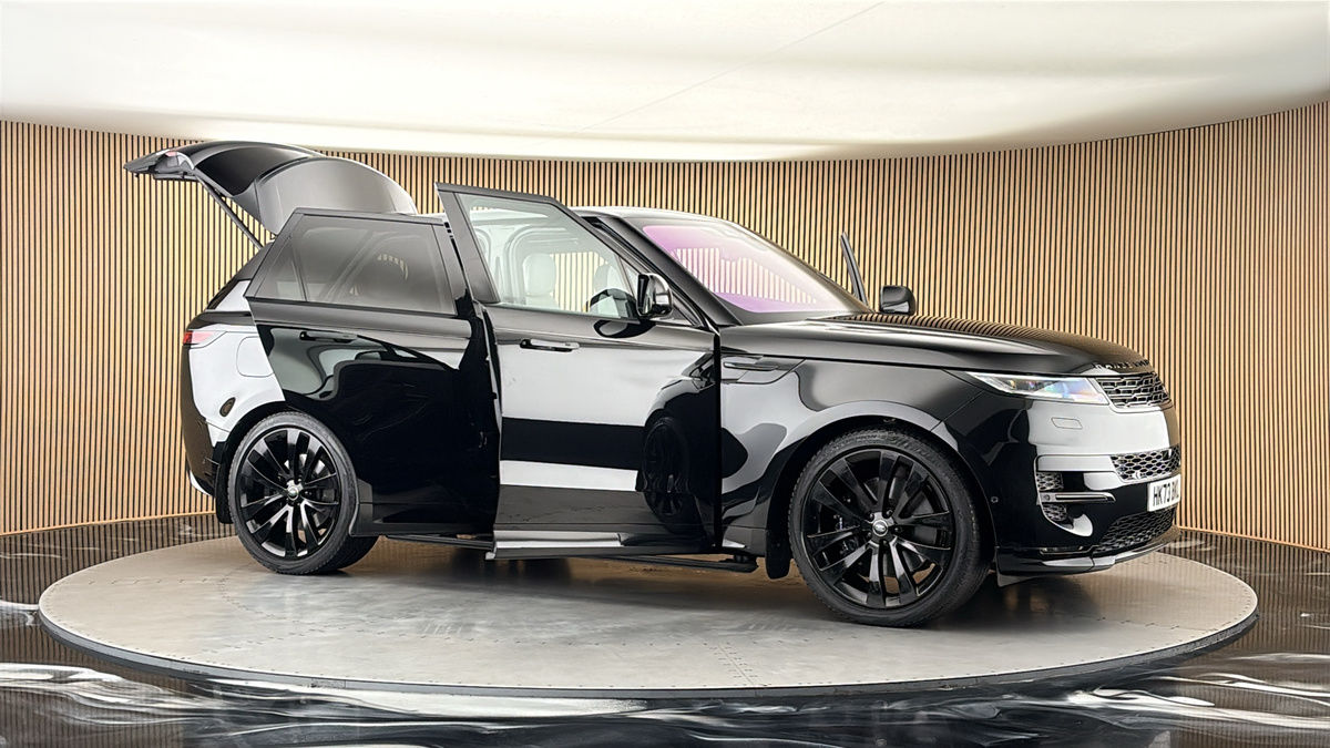 More views of Land Rover Range Rover Sport