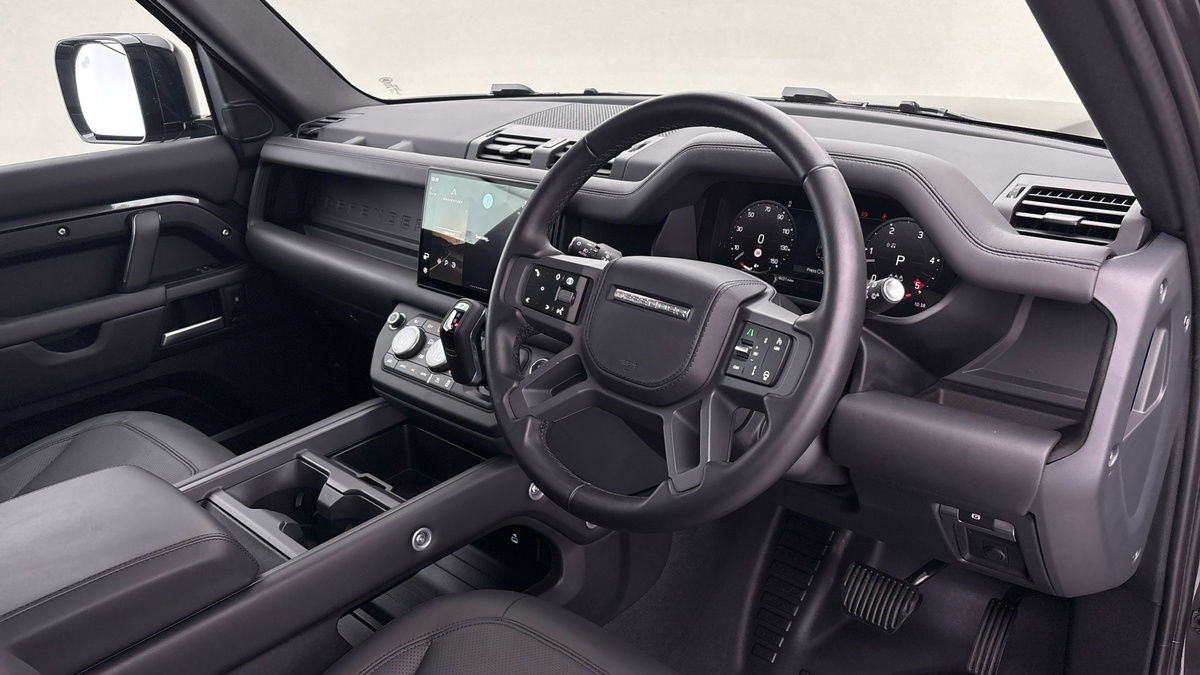 Land Rover Defender 110 Urban Image 5