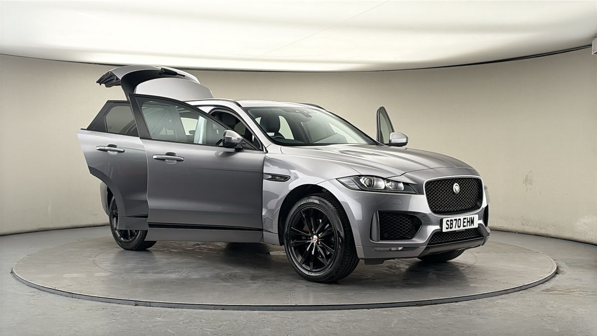 More views of Jaguar F-PACE