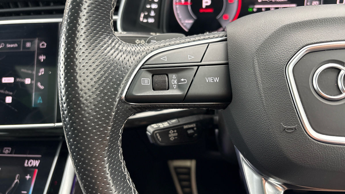 Audi Q7 Image 13