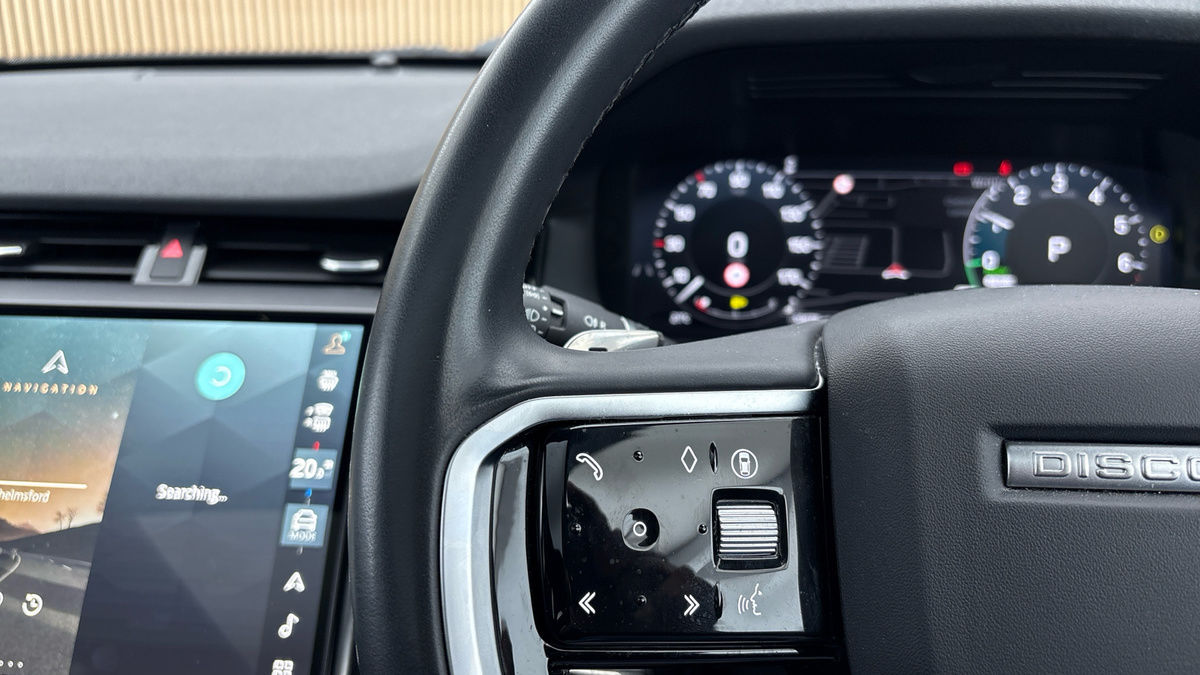 More views of Land Rover Discovery Sport