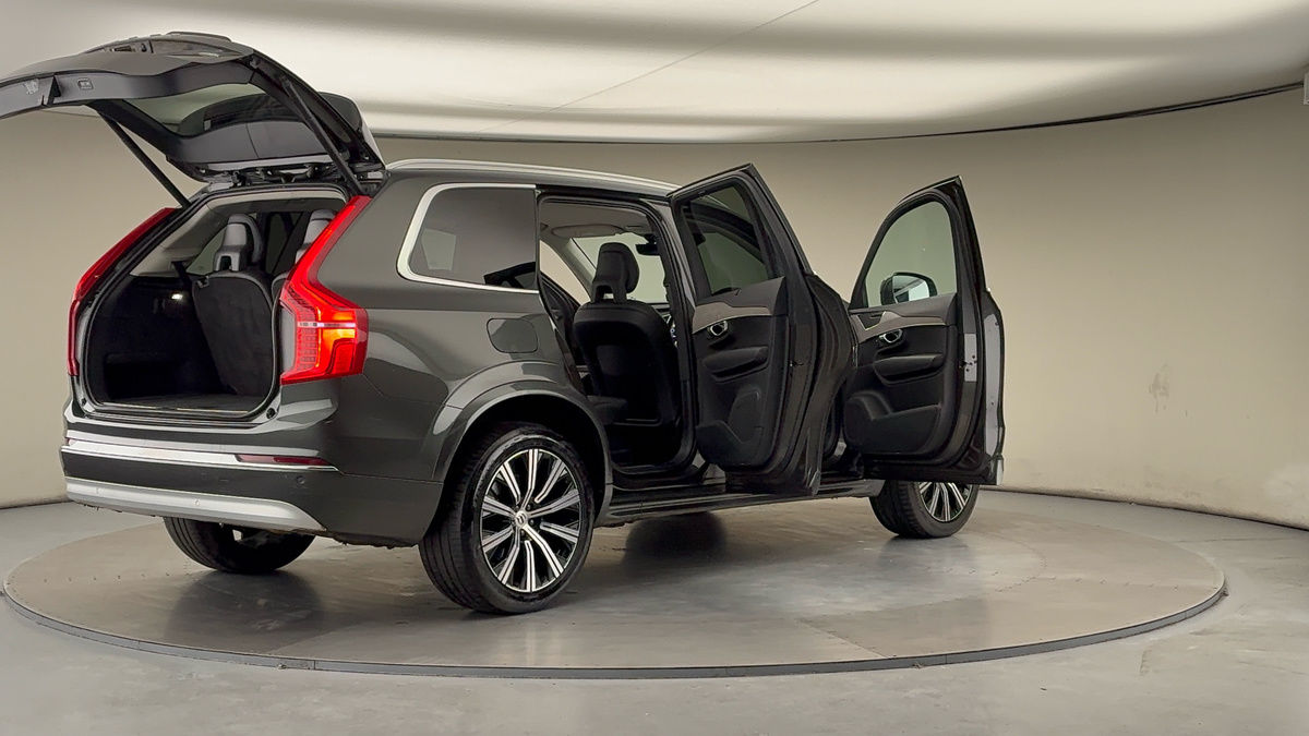 More views of Volvo XC90