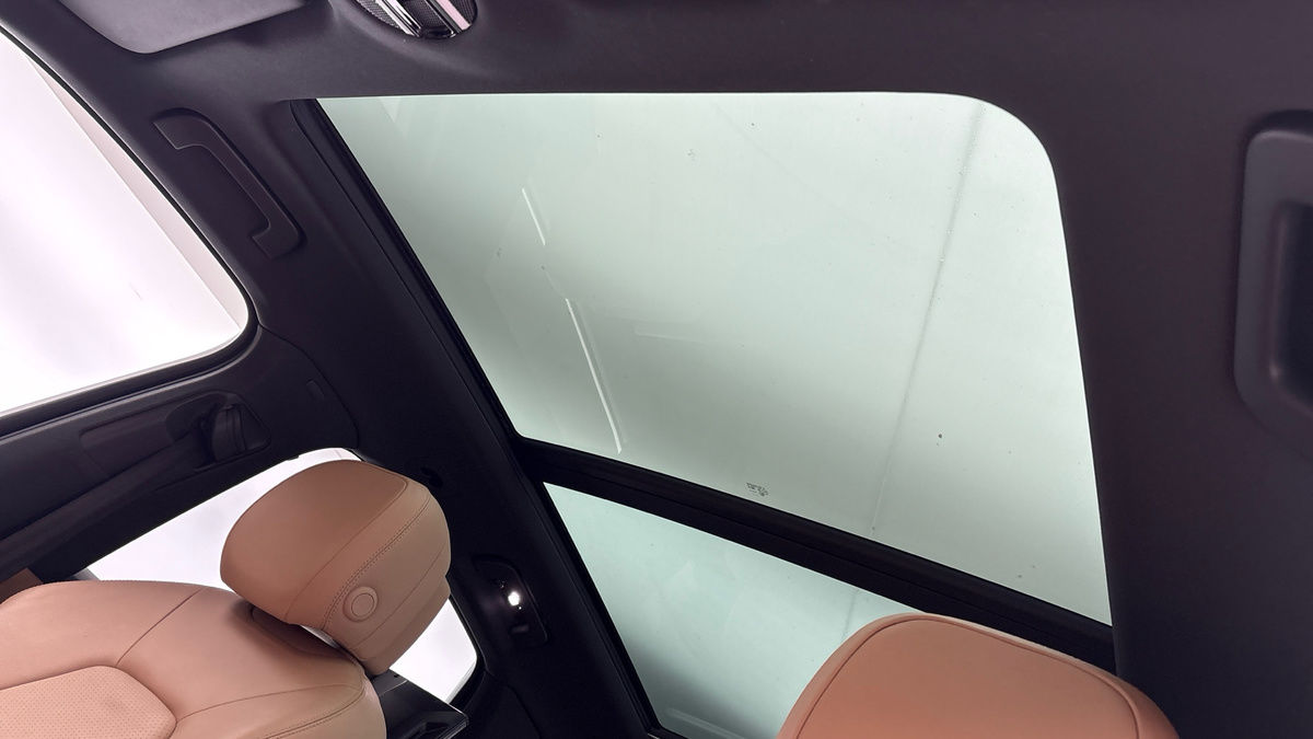 Porsche Cayenne Image 6