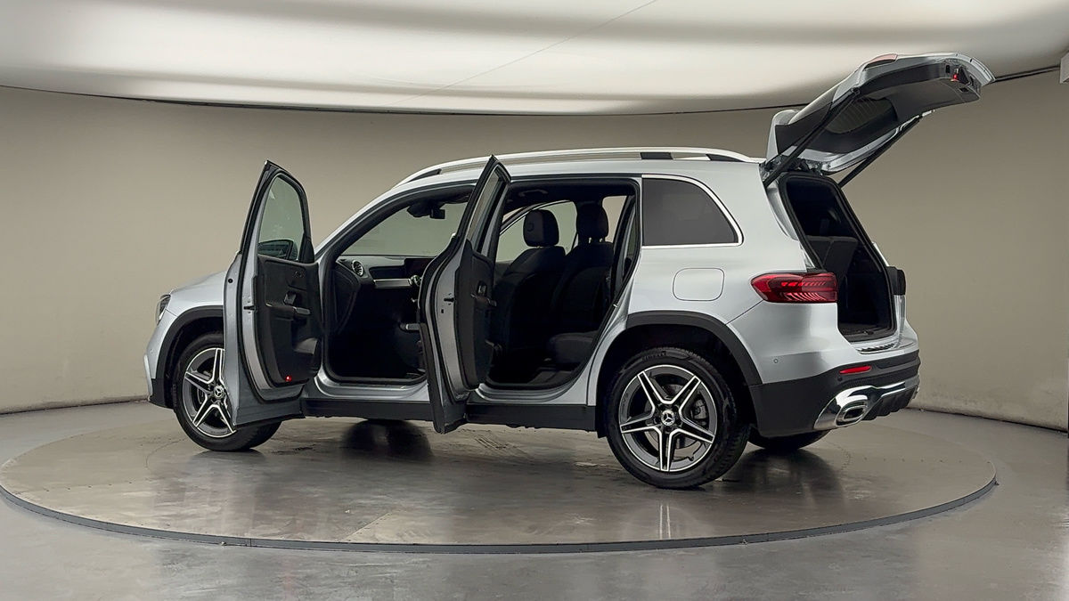 More views of Mercedes-Benz GLB