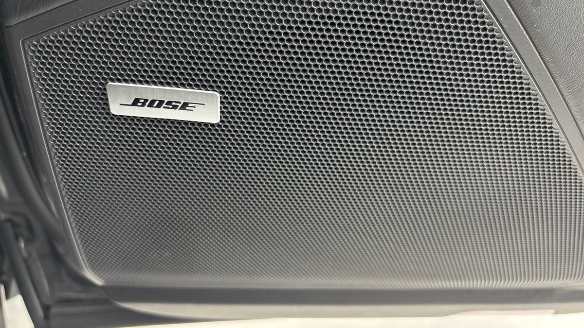 Porsche Cayenne Image 33