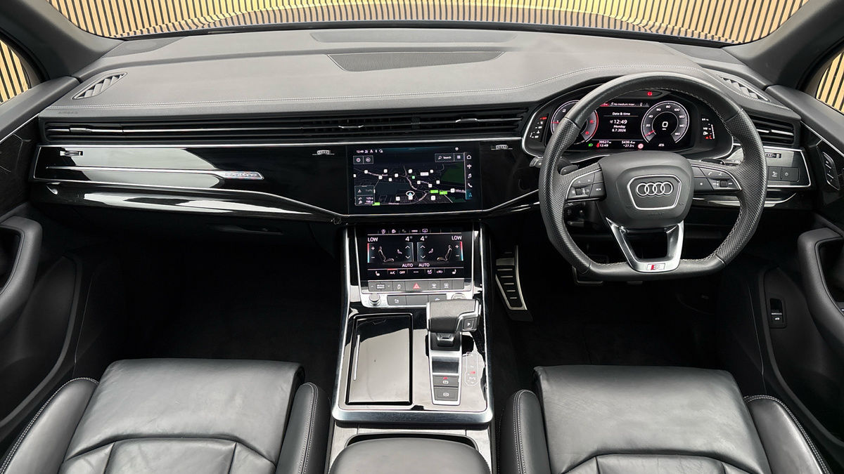 Audi Q7 Image 12