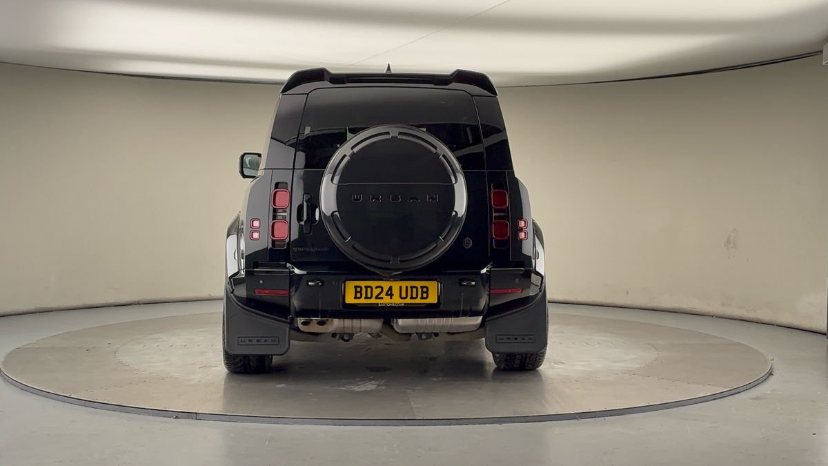 More views of Land Rover Defender 90