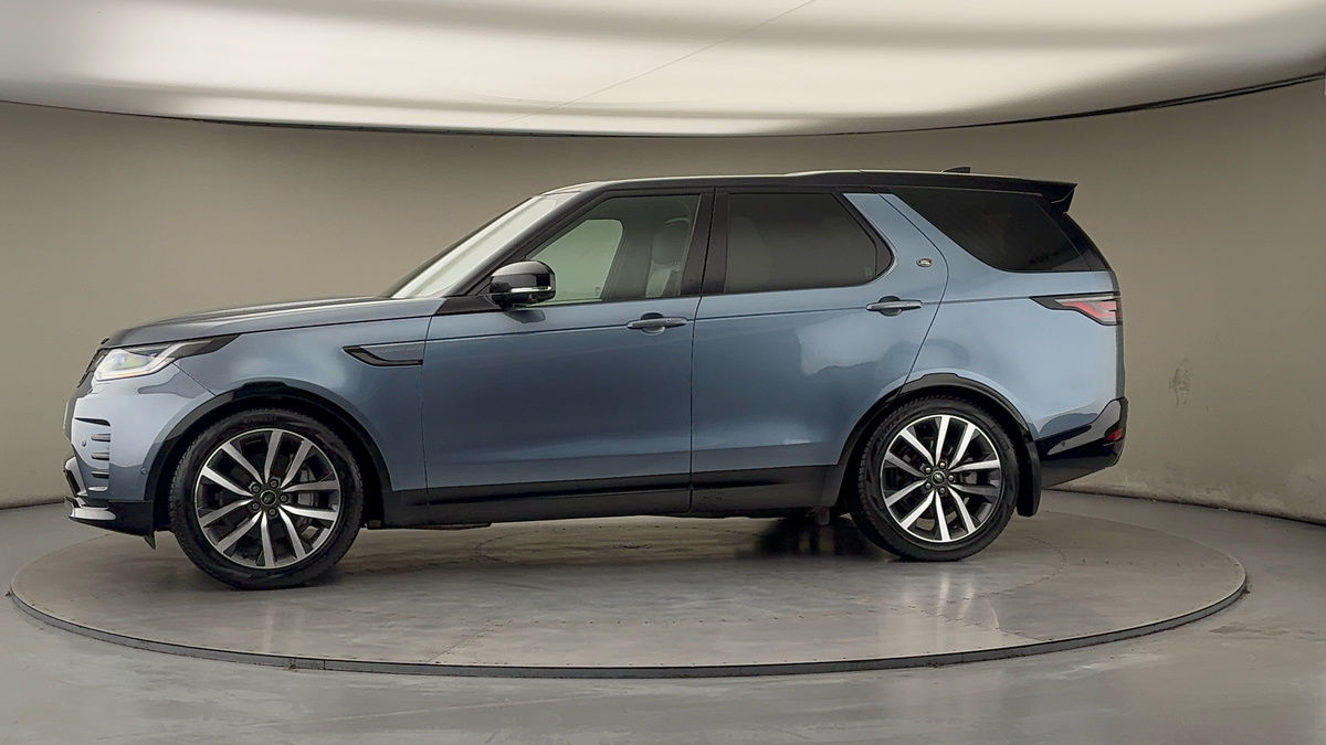 More views of Land Rover Discovery