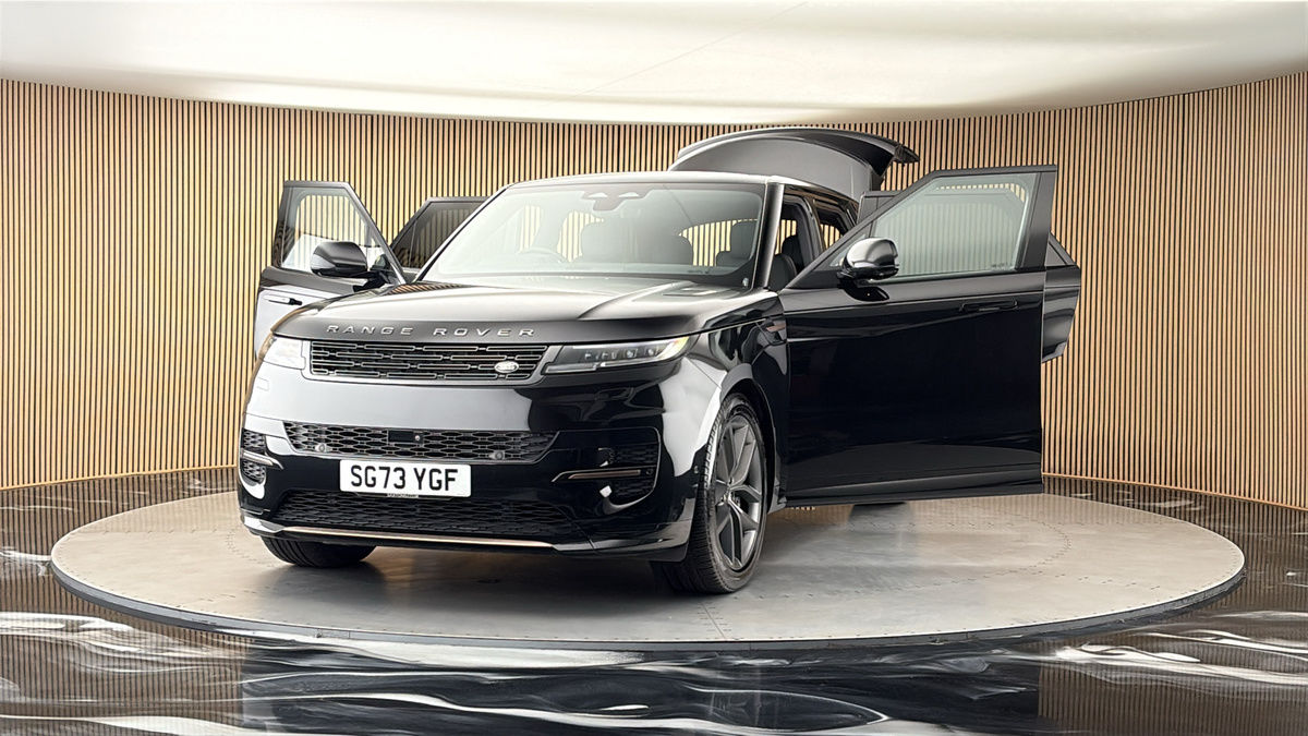 More views of Land Rover Range Rover Sport