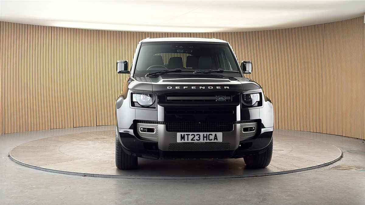 More views of Land Rover Defender 130
