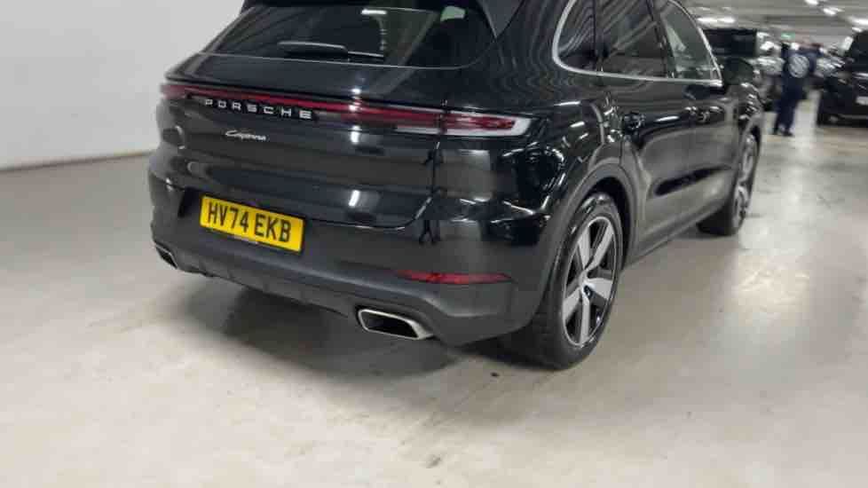 More views of Porsche Cayenne