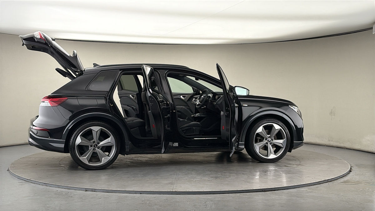 More views of Audi Q4 e-tron